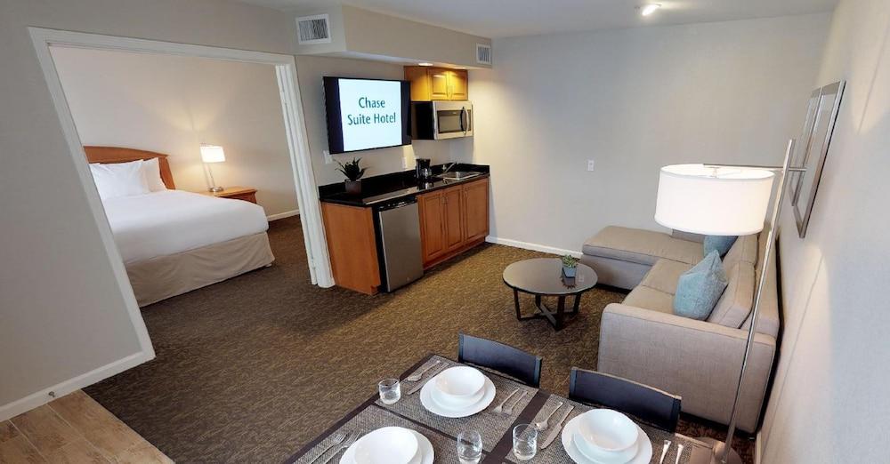 Chase Suites Brea-Fullerton - North Orange County Eksteriør bilde