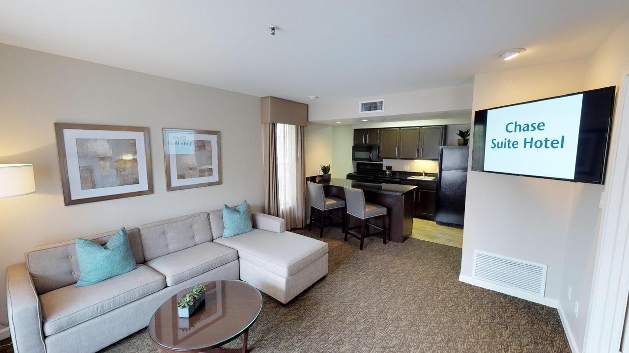 Chase Suites Brea-Fullerton - North Orange County Eksteriør bilde